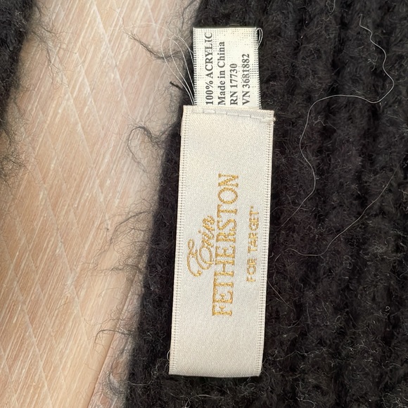 Erin Fetherston ❤️ heart scarf. - Picture 6 of 9